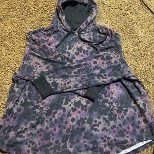 💥4/$20💥 Torrid Size 3 Hooded Sweater